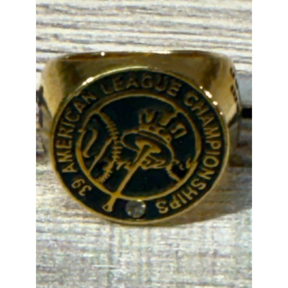 MLB New York Yankees 39 American League Championships Ring Collectible